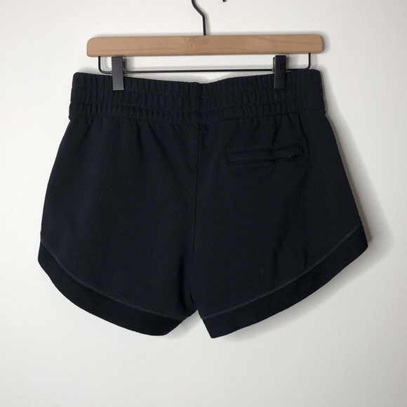 Fabletics Bobbie Glam Shorts Black Size M - Picture 2 of 6